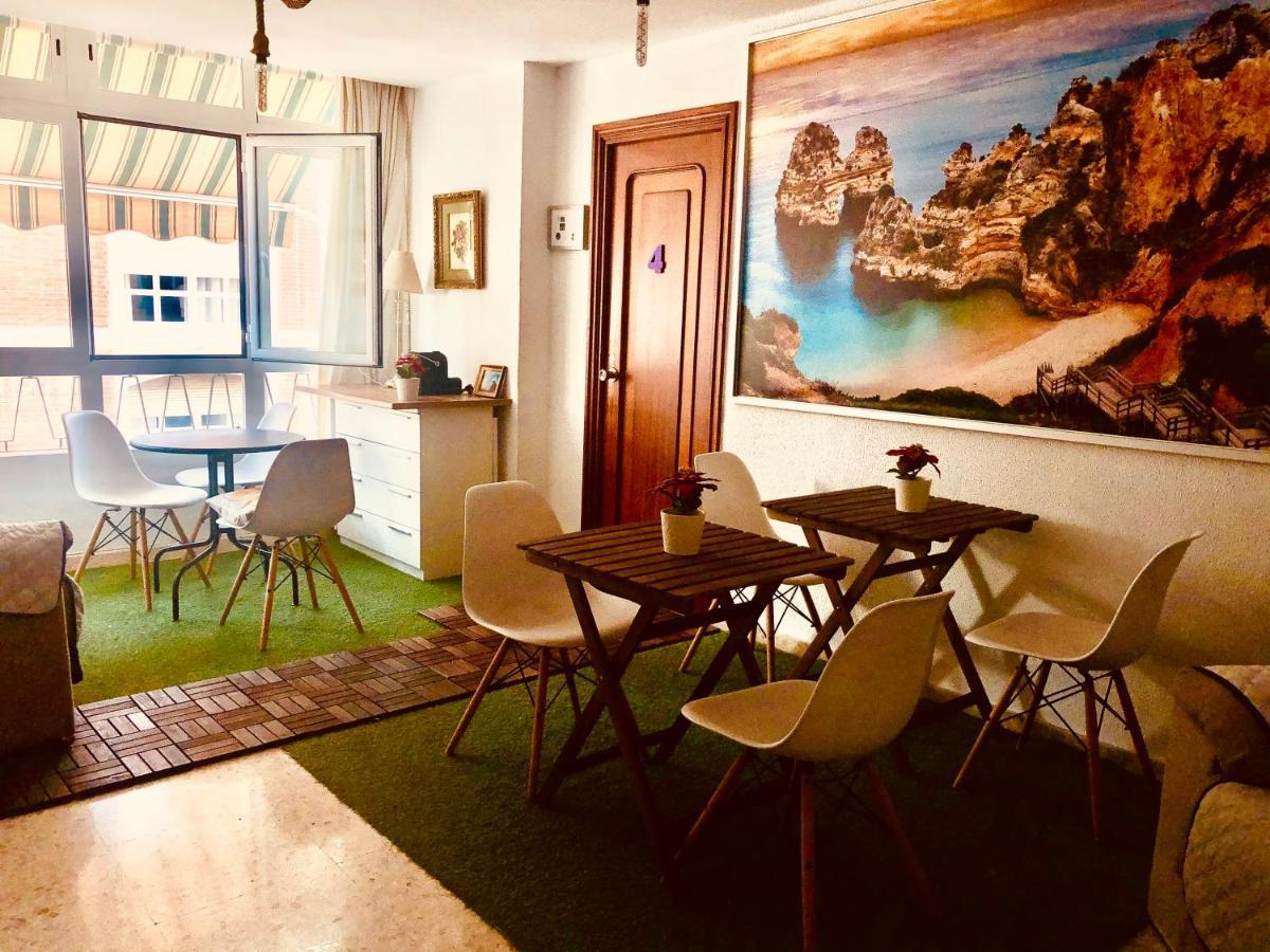 Low Cost Rooms Malaga River Exterior foto