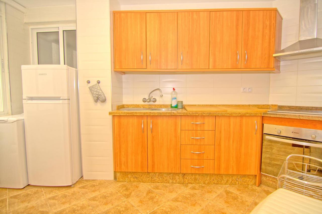 Low Cost Rooms Malaga River Exterior foto
